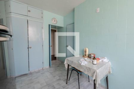 Apartamento para alugar com 320m², 5 quartos e 2 vagasCozinha