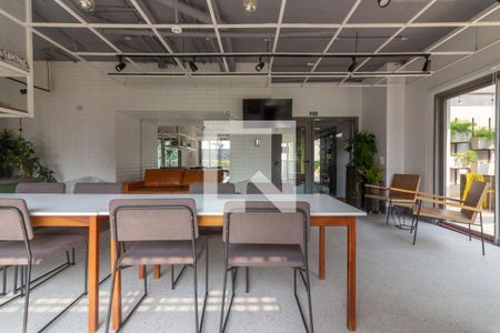 Studio para alugar com 27m², 1 quarto e sem vagaÁrea comum - Salão de festas