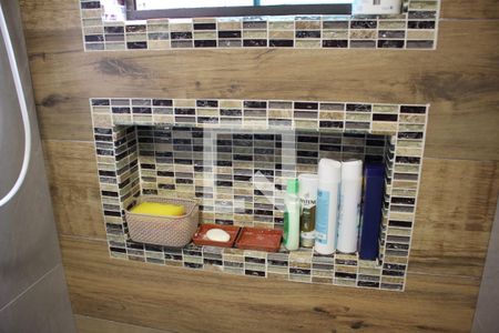 Casa à venda com 350m², 6 quartos e 3 vagasBanheiro 1