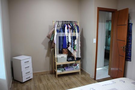 Casa à venda com 350m², 6 quartos e 3 vagasQuarto 1