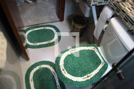 Casa à venda com 350m², 6 quartos e 3 vagasBanheiro 1