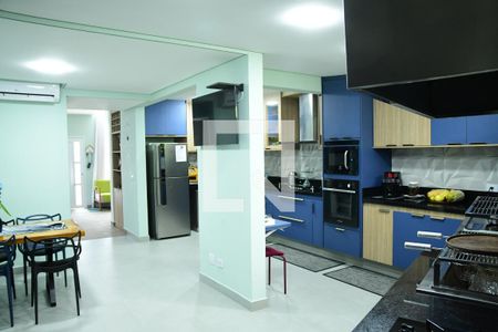 Casa de condomínio para alugar com 115m², 3 quartos e 2 vagasCozinha