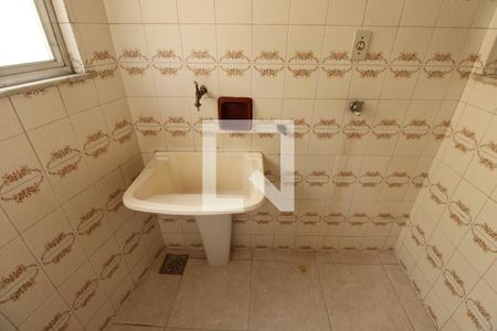 Apartamento para alugar com 75m², 2 quartos e 1 vagaÁrea de Serviço