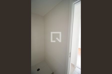 Apartamento para alugar com 33m², 2 quartos e sem vagaBanheiro