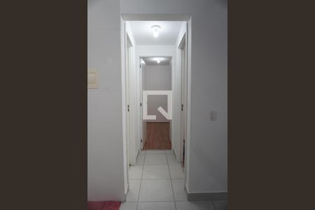 Corredor de apartamento para alugar com 2 quartos, 33m² em Vila Nova Curuca, São Paulo