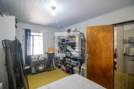 Casa para alugar com 200m², 4 quartos e 2 vagasQuarto barracão