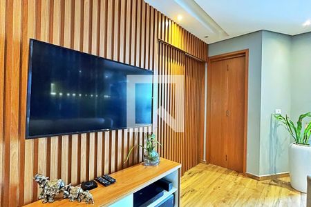 Sala de apartamento à venda com 2 quartos, 47m² em Vila Galvão, Guarulhos