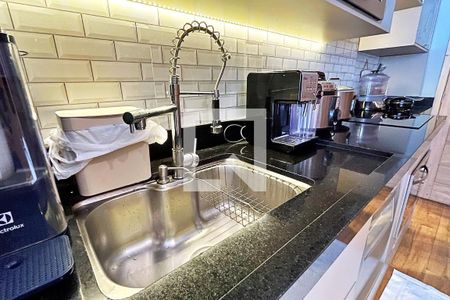 Apartamento à venda com 47m², 2 quartos e 1 vagaCozinha