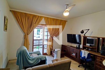 Casa à venda com 220m², 6 quartos e 2 vagas Casa à venda com 220m², 6 quartos e 2 vagassala 2