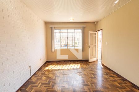 Sala 1 de casa para alugar com 3 quartos, 143m² em Bacacheri, Curitiba