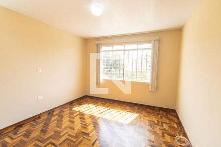 Quarto 1 de casa para alugar com 3 quartos, 143m² em Bacacheri, Curitiba