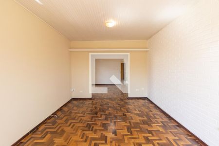 Sala 1 de casa para alugar com 3 quartos, 143m² em Bacacheri, Curitiba