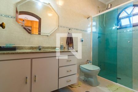 Casa à venda com 200m², 3 quartos e 4 vagasSuíte 2