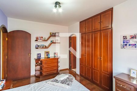 Casa à venda com 200m², 3 quartos e 4 vagasSuíte 3