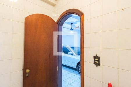 Casa à venda com 200m², 3 quartos e 4 vagasGaragem / Lavabo