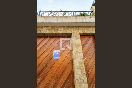 Casa à venda com 200m², 3 quartos e 4 vagasPlaca