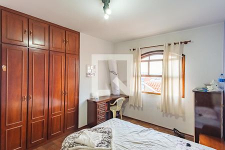 Casa à venda com 200m², 3 quartos e 4 vagasSuíte 3