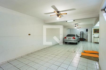 Casa à venda com 200m², 3 quartos e 4 vagasGaragem