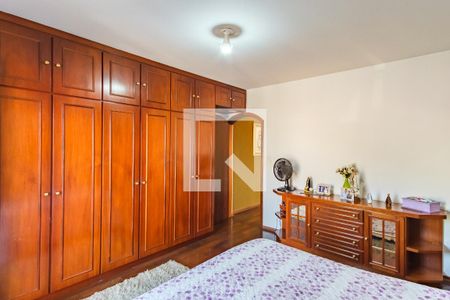 Casa à venda com 200m², 3 quartos e 4 vagasSuíte 1