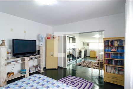 Quarto 1 de casa para alugar com 6 quartos, 250m² em Jardim Oriental, São Paulo