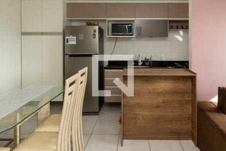 Cozinha de apartamento à venda com 2 quartos, 49m² em Tanque, Rio de Janeiro