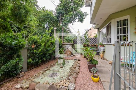 Casa à venda com 294m², 3 quartos e 2 vagas Casa à venda com 294m², 3 quartos e 2 vagasQuintal