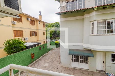 Casa à venda com 294m², 3 quartos e 2 vagas Casa à venda com 294m², 3 quartos e 2 vagasVista