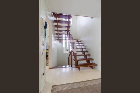 Corredor de casa à venda com 3 quartos, 294m² em Ipanema, Porto Alegre