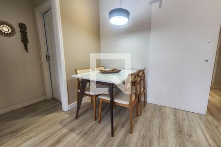 Sala de apartamento para alugar com 2 quartos, 70m² em Humaitá, Rio de Janeiro