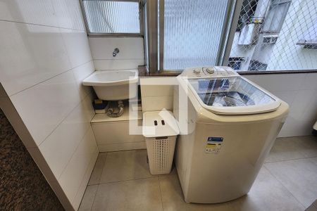 Apartamento para alugar com 70m², 2 quartos e 1 vagaÁrea de serviço