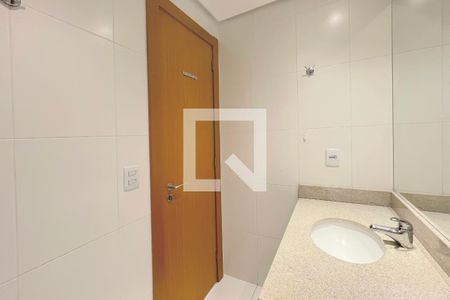 Apartamento à venda com 75m², 2 quartos e 1 vaga Apartamento à venda com 75m², 2 quartos e 1 vagaBanheiro da Suíte