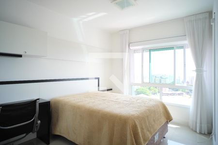 Apartamento à venda com 75m², 2 quartos e 1 vagaSuíte