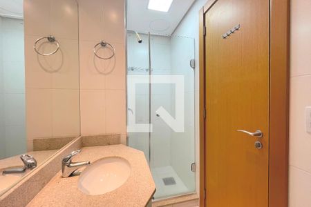 Apartamento à venda com 75m², 2 quartos e 1 vaga Apartamento à venda com 75m², 2 quartos e 1 vagaBanheiro