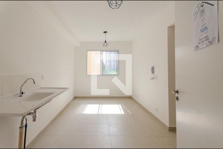 Kitnet/Studio para alugar com 2 quartos, 32m² em Piqueri, São Paulo