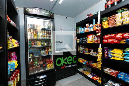 Apartamento para alugar com 41m², 2 quartos e sem vaga Apartamento para alugar com 41m², 2 quartos e sem vagaÁrea comum - MIni mercado