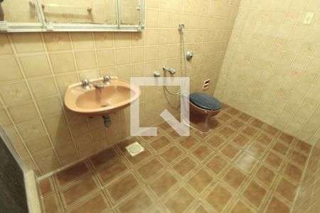 Banheiro de apartamento para alugar com 2 quartos, 73m² em Méier, Rio de Janeiro