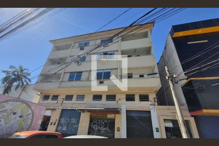 Apartamento para alugar com 73m², 2 quartos e sem vagaFachada