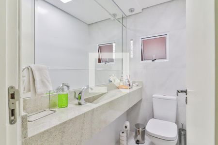 Lavabo de casa de condomínio para alugar com 3 quartos, 260m² em Granja Viana, Cotia
