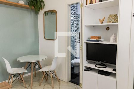 Sala de apartamento à venda com 1 quarto, 41m² em Copacabana, Rio de Janeiro