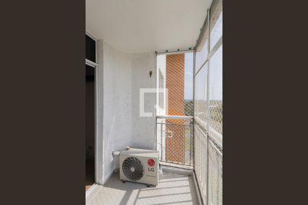 Varanda de apartamento para alugar com 2 quartos, 50m² em Anil, Rio de Janeiro
