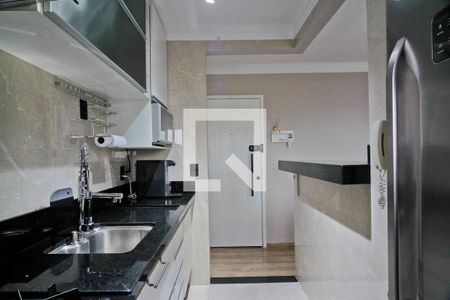 Cozinha de apartamento para alugar com 2 quartos, 54m² em Piqueri, São Paulo