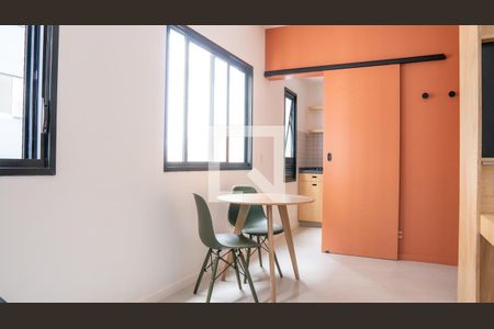 Sala/Quarto de apartamento à venda com 1 quarto, 26m² em Vila Buarque, São Paulo