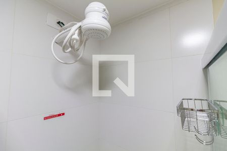 Banheiro de kitnet/studio para alugar com 1 quarto, 24m² em Pinheiros, São Paulo