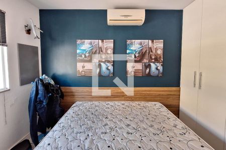 Casa à venda com 300m², 3 quartos e 4 vagas Casa à venda com 300m², 3 quartos e 4 vagasSuíte 3