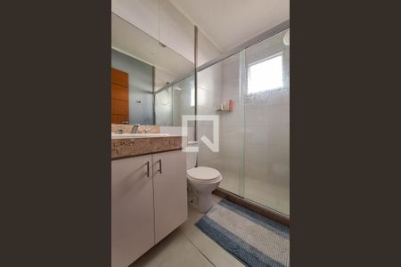 Casa à venda com 300m², 3 quartos e 4 vagas Casa à venda com 300m², 3 quartos e 4 vagasBanheiro da Suíte 4