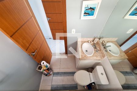 Casa à venda com 300m², 3 quartos e 4 vagas Casa à venda com 300m², 3 quartos e 4 vagasBanheiro da Suíte 4