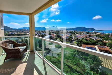 Casa à venda com 300m², 3 quartos e 4 vagas Casa à venda com 300m², 3 quartos e 4 vagasSuíte 2