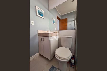 Casa à venda com 300m², 3 quartos e 4 vagas Casa à venda com 300m², 3 quartos e 4 vagasBanheiro da Suíte 4