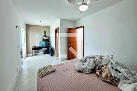 Casa à venda com 300m², 3 quartos e 4 vagas Casa à venda com 300m², 3 quartos e 4 vagasSuíte 1