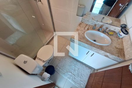 Casa à venda com 300m², 3 quartos e 4 vagas Casa à venda com 300m², 3 quartos e 4 vagasBanheiro da Suíte 1